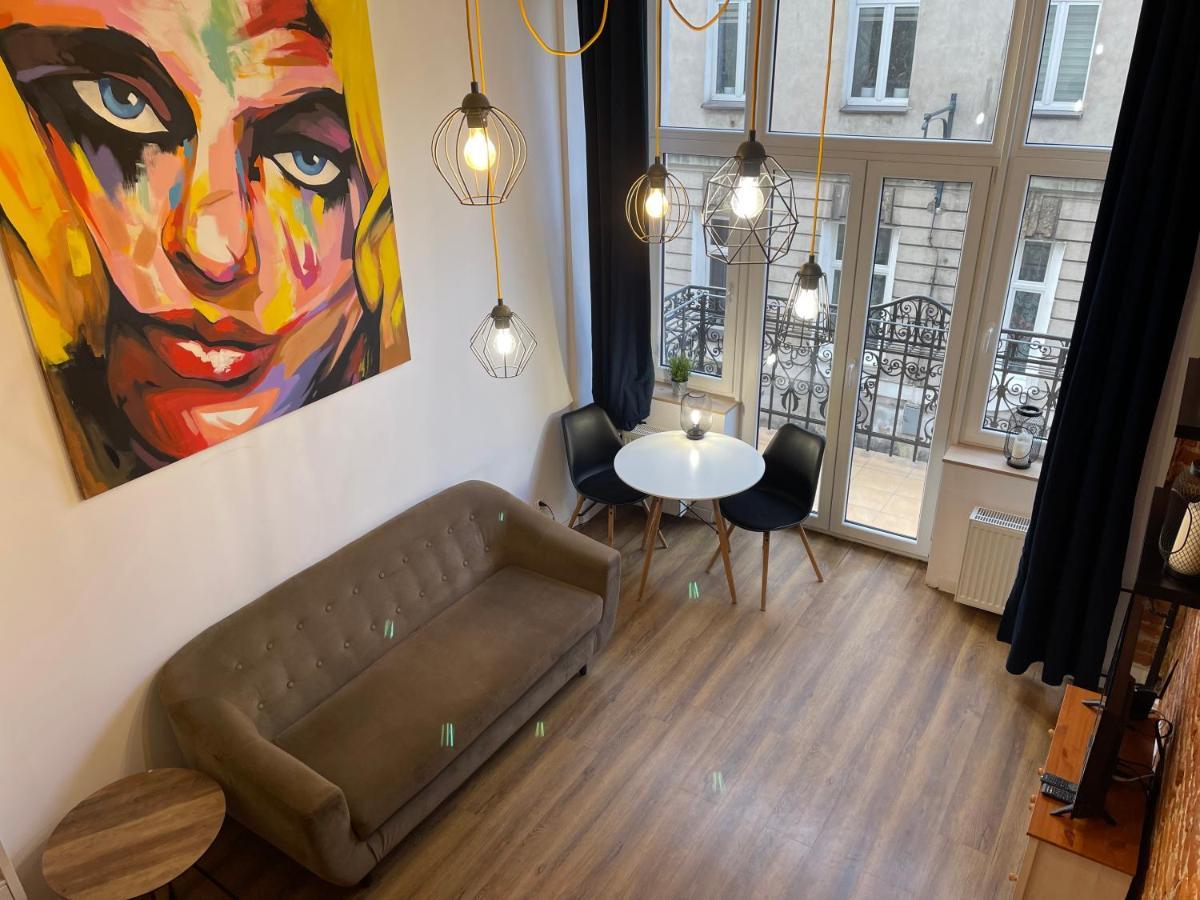Appartamento Urokliwy Loft W Ncl Kamienica Vabank Nr 18 Łódź Esterno foto