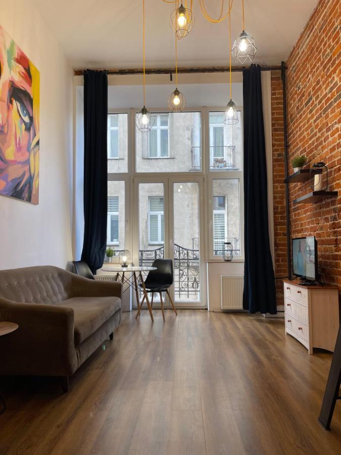 Appartamento Urokliwy Loft W Ncl Kamienica Vabank Nr 18 Łódź Esterno foto
